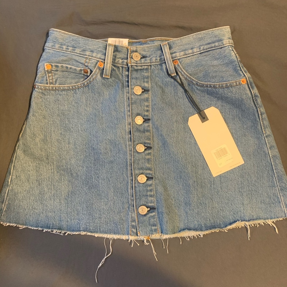 Levi’s Denim Button Up Skirt